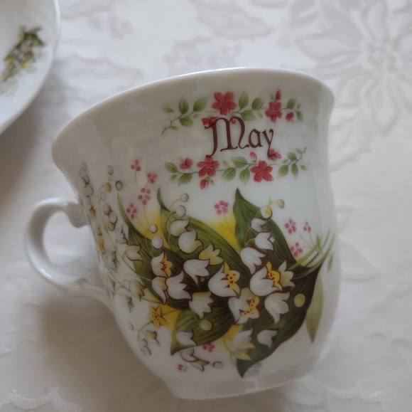 Vintage Carlsbad Boheme Thun Czech fine porcelain cup + saucer floral painted - Picture 10 of 10